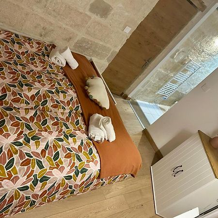 Centre Historique Et Ambiance Pittoresque Villeneuve-lès-Avignon Екстериор снимка